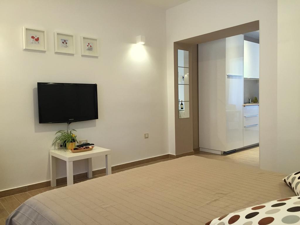 Remy Apartment
